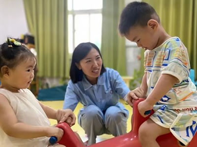 【快樂(lè)早教“育”見(jiàn)美好】臥龍婦幼早教班開(kāi)課啦！